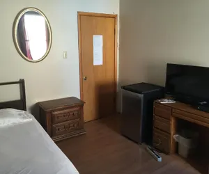 Photo 3 - Avenues Hostel