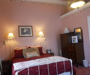 Photo 4 - Pescadero Creek Inn