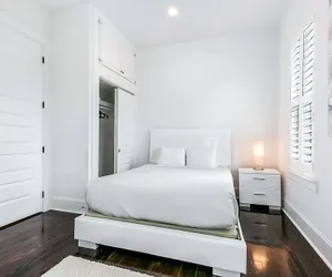Photo 5 - Spacious Townhouse close to FQ & City Hot Spots