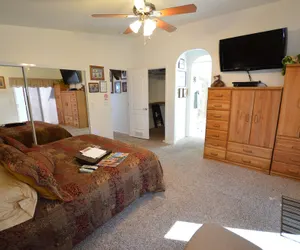 Photo 4 - The Bear's Den B&B
