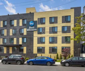 Photo 2 - Best Western Brooklyn-Coney Island Inn
