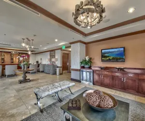 Photo 3 - Constellation Residences