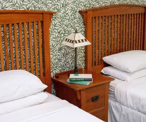 Photo 4 - Athenaeum Hotel