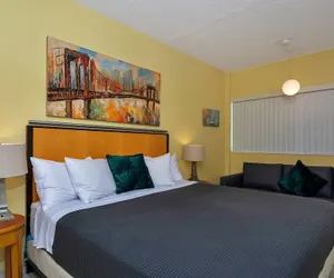 Photo 4 - Cozy Studio Hallandale Beach, Near the Ocean :)
