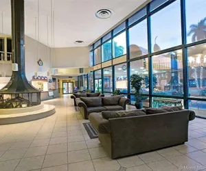 Photo 3 - Cozy Studio Hallandale Beach, Near the Ocean :)