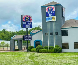 Photo 2 - OYO Relax Inn