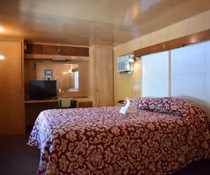 Photo 4 - Robbins Motel