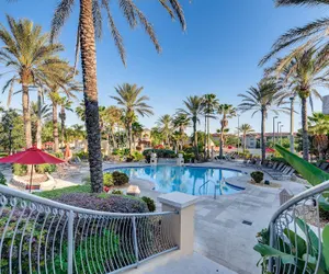 Photo 2 - 4BR Home in Regal Palms by FS FL VH-844