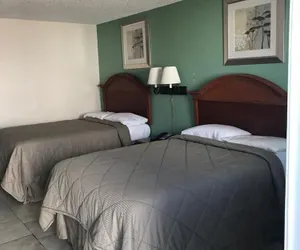 Photo 5 - Lakeside inn