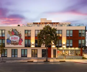 Photo 2 - Aiden by Best Western Berkeley