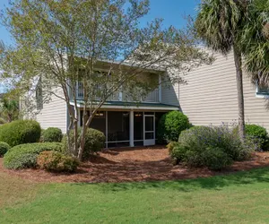 Photo 2 - Bayou Village 613