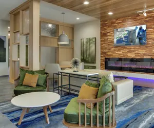 Photo 2 - Fairfield Inn & Suites by Marriott Houston Brookhollow