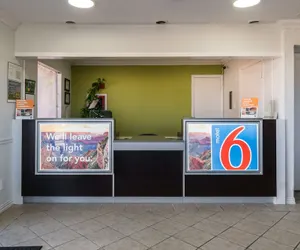 Photo 4 - Motel 6 Irving, TX - Loop 12