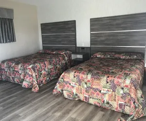 Photo 4 - Keystone Motel
