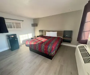 Photo 4 - Keystone Motel