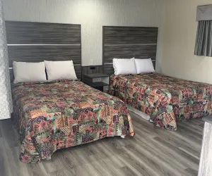 Photo 3 - Keystone Motel