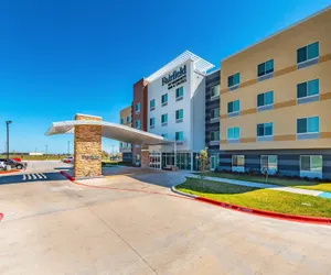 Photo 2 - Fairfield Inn & Suites by Marriott Corpus Christi Central