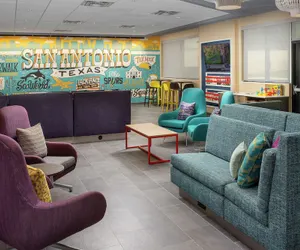 Photo 5 - Tru by Hilton San Antonio Lackland Sea World