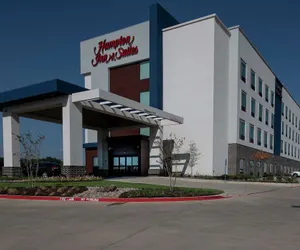 Photo 2 - Hampton Inn & Suites Duncanville Dallas