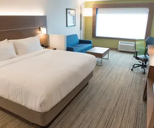 Photo 5 - Holiday Inn Express & Suites Fort Wayne North, an IHG Hotel