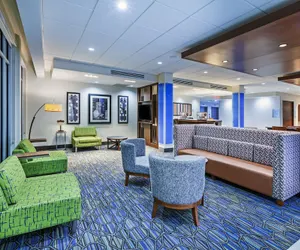 Photo 3 - Holiday Inn Express & Suites Tulsa Northeast - Owasso, an IHG Hotel