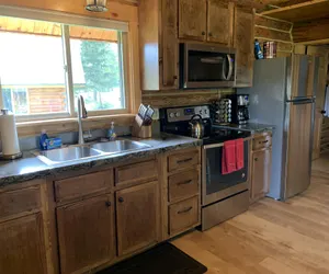 Photo 4 - Cozy log cabin with fireplace and jacuzzi tub, close to skiing