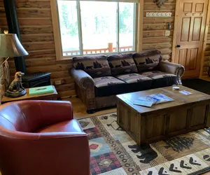 Photo 5 - Cozy log cabin with fireplace and jacuzzi tub, close to skiing