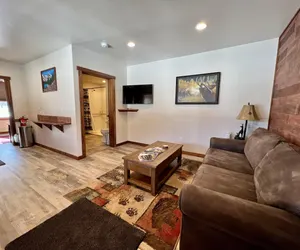 Photo 4 - Cozy suite on large property, close to skiing and glacier national park