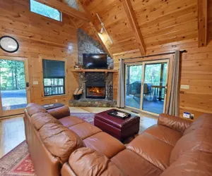 Photo 5 - Wolf`s Den- Blue Ridge GA