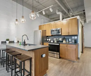 Photo 5 - Superior #315 LOFT