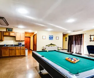 Photo 5 - 3 Bed + 3 Bath + Loft