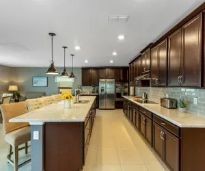 Photo 3 - Stunning And Spacious 5 Bedroom Villa Near Disney