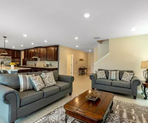 Photo 4 - Stunning And Spacious 5 Bedroom Villa Near Disney