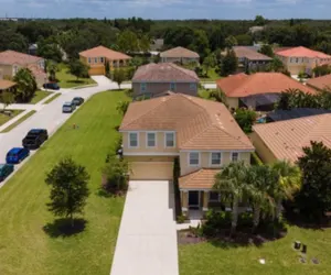 Photo 2 - Elegant Modern Home close to Disney