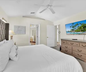 Photo 5 - Stunning South Facing Pool & Spa home near Disney