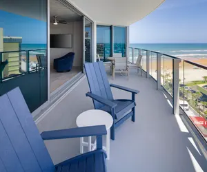Photo 4 - Max Beach Resort Sun Suite 706
