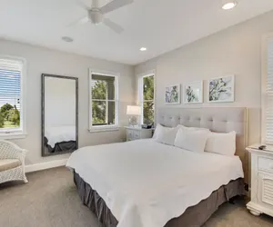 Photo 3 - VH | Swan | 3BR