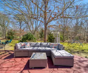 Photo 4 - 4 Bed + 3.5 Bath