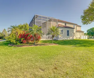 Photo 2 - Spacious 7 Bedroom Home Close to Disney