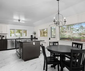 Photo 3 - XXX 3 Bed + 2.5 Bath House Norton