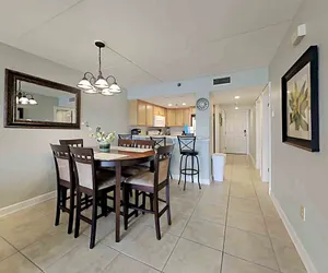 Photo 5 - Ocean Breeze West #204