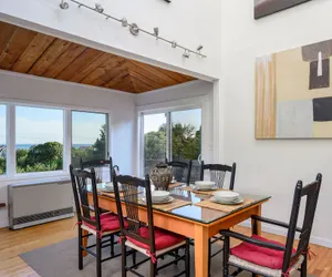Photo 4 - 3 Bedroom Duplex