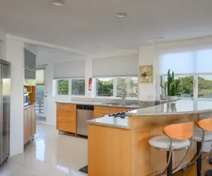 Photo 3 - 3 Bedroom Duplex