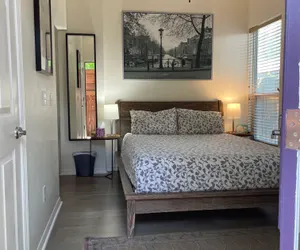 Photo 3 - Uptown "Retreat"