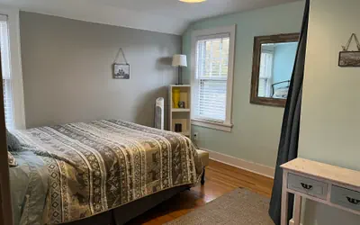 Historic Twin Tudors Inn Northwest Room (KP1400NW)