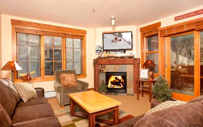 2Br Condo @ Springs 8848~Walk to slopes