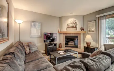 C213 Cinnamon Ridge III