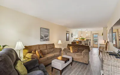 Venus 219 - 2nd Floor 1 BR on Okaloosa Island with easy beach access