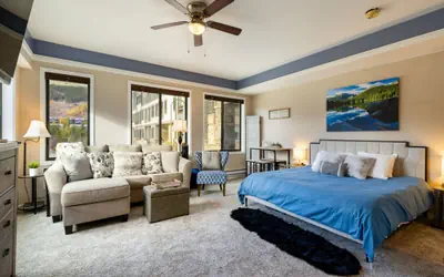 2782 Slopeside