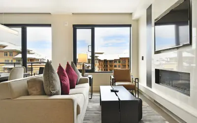 New 1 BR Residence in Canyons Village- Ski in/out! Save 20% on 7+ Nights!